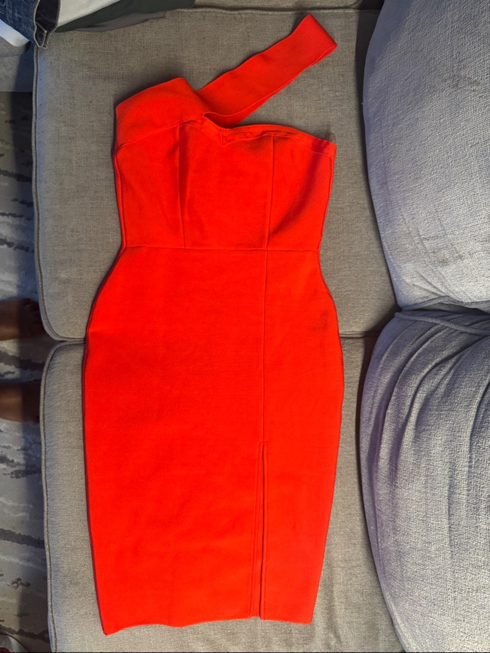 One-Shoulder Red Bodycon Dress